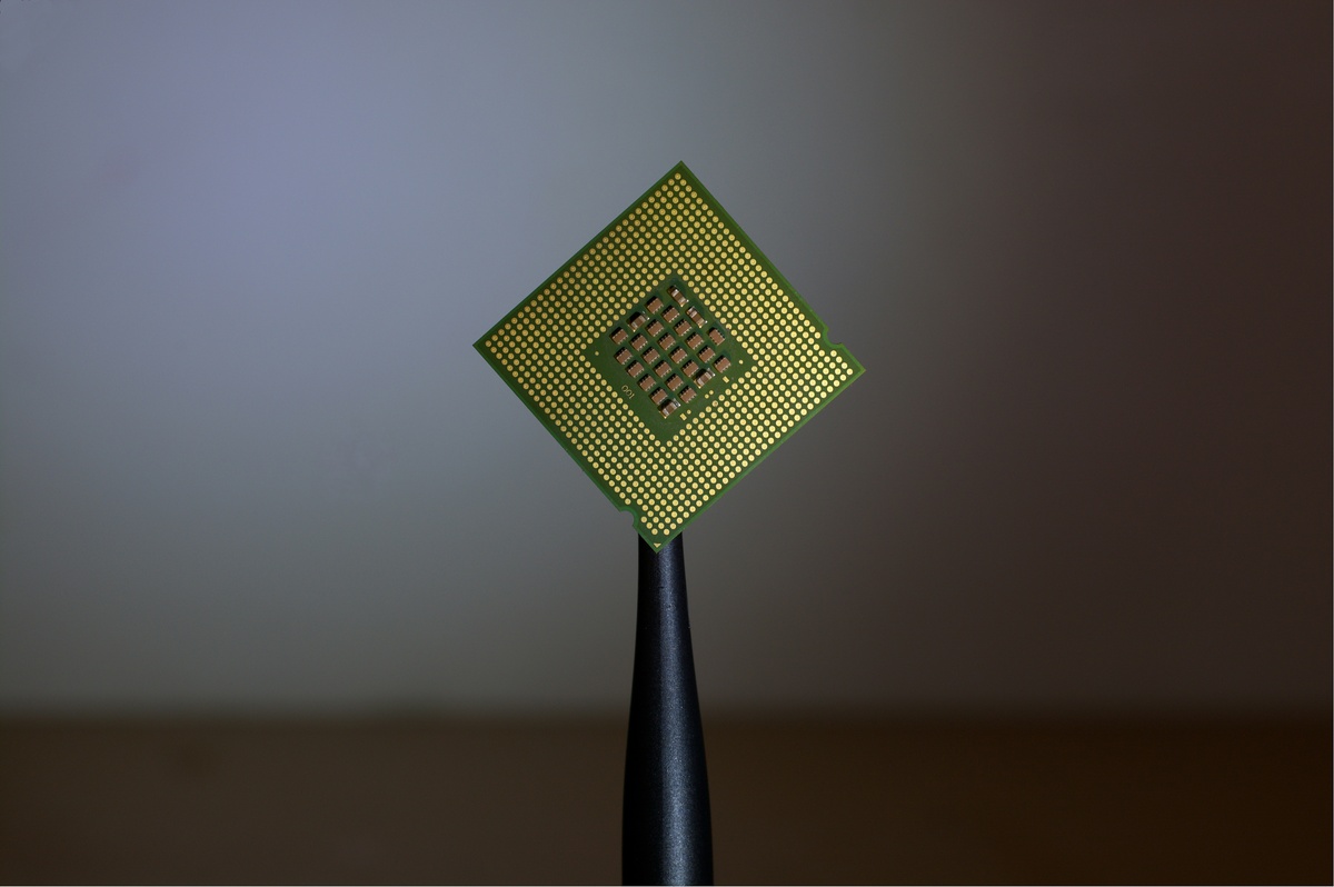 Memory Semiconductor